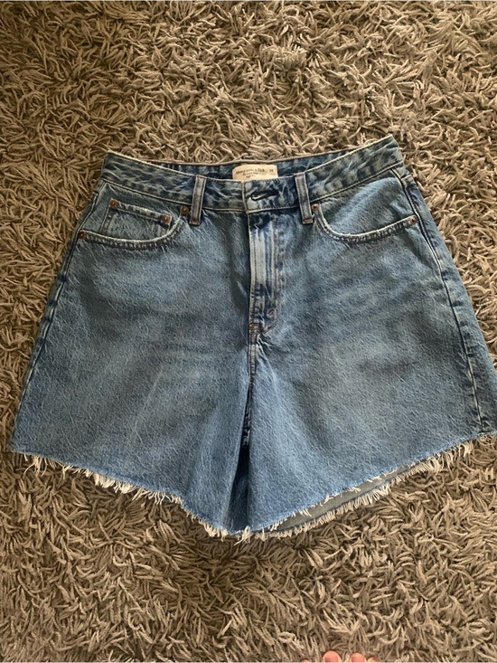 Abercrombie & Fitch Pants - Abercrombie & Fitch High Rise Loose Jean Shorts